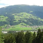 Kainer Carina *
